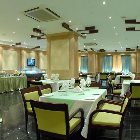 Al Muntazah Plaza Hotel Doha Dış mekan fotoğraf