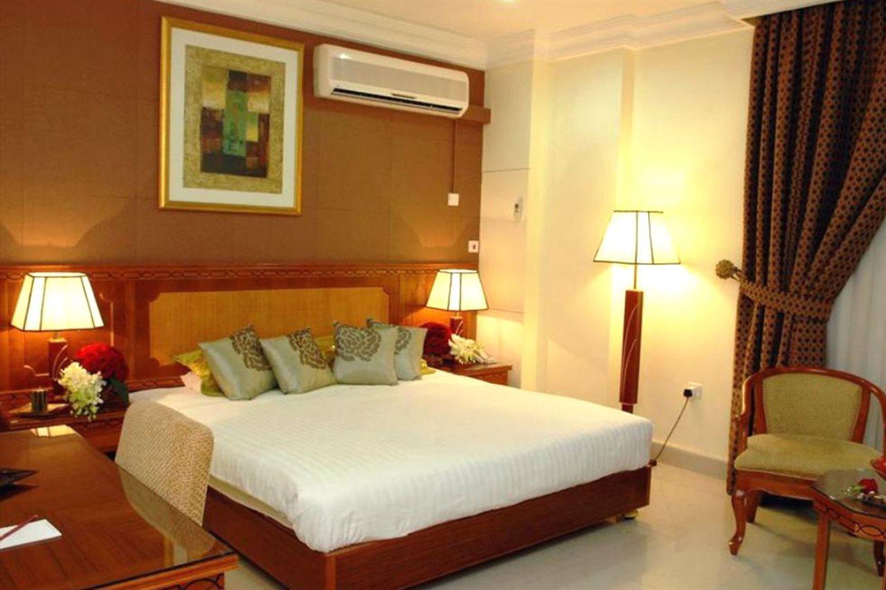 Al Muntazah Plaza Hotel Doha Dış mekan fotoğraf